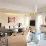 Luxe Apartment 165m2 8pers Victor Hugo trocadero foch Champs Elysées